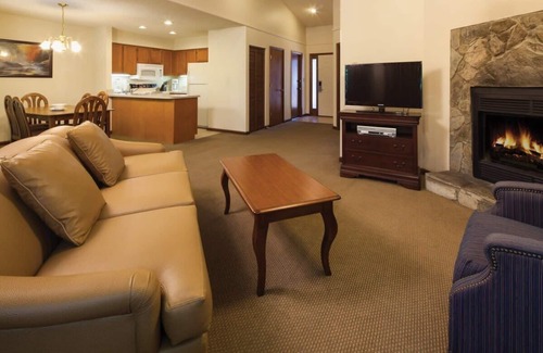 Lake Lure Condo | Wyndham Fairfield Mountain |2BR/2BA King Bed Suite