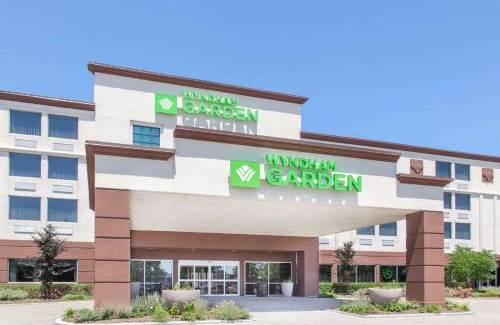 Elk Grove Village Hotel | Wyndham Garden Elk Grove Village - O'Hare