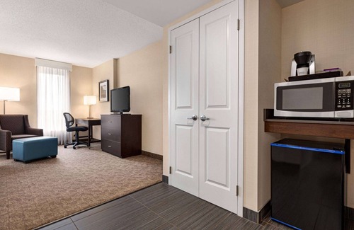 Fallsview Hotel | Wyndham Garden Niagara Falls Fallsview