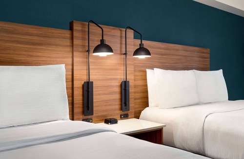 Fallsview Hotel | Wyndham Garden Niagara Falls Fallsview