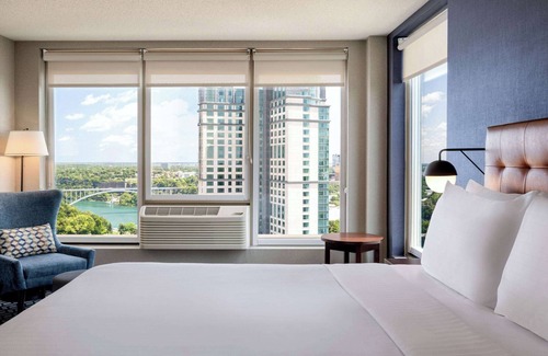 Fallsview Hotel | Wyndham Grand Fallsview Hotel