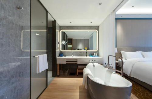 Fenghuang Hotel | Wyndham Grand Plaza Royale Hot Springs Fenghuang