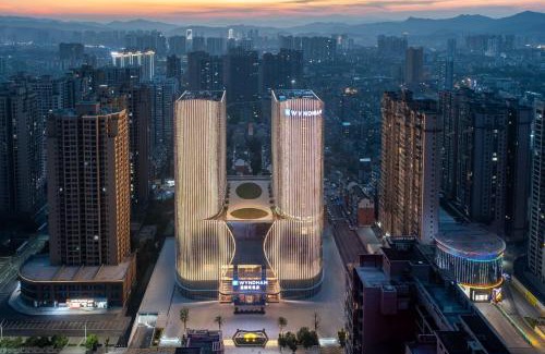 Hecheng District Hotel | Wyndham Huaihua South