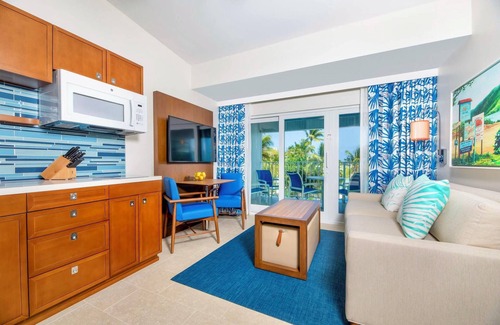 Estate Frenchman Bay Condo | Wyndham Limetree Beach Resort | Six Studio Suites