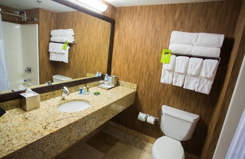 Moline Hotel | Wyndham Moline on John Deere Commons