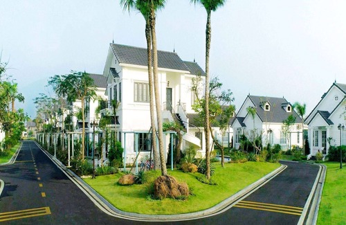 Thanh Thuy Hotel | Wyndham Vuon Vua Thanh Thuy