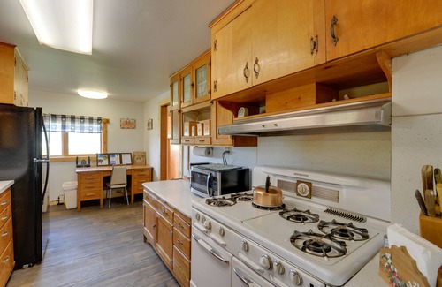 Daniel House | Wyoming Horse Property Near Outdoor Recreation!