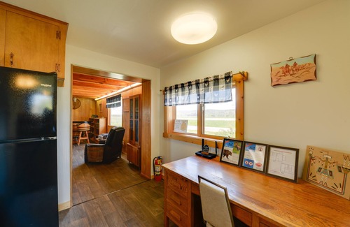 Daniel House | Wyoming Horse Property Near Outdoor Recreation!