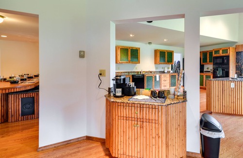 Meeteetse House | Wyoming Retreat on Wood River: Hike & Fly Fish!