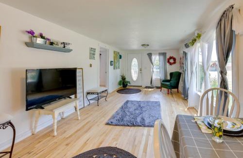 Gillette House | Wyoming Retreat with Furnished Porch, Near Fishing!