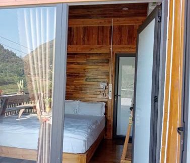 Dong Van Bed & Breakfast | Xóm Mới HomeStay