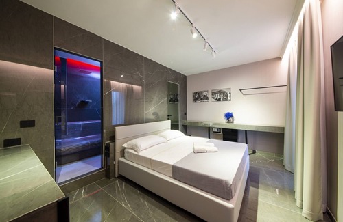 Nola Hotel | X Business