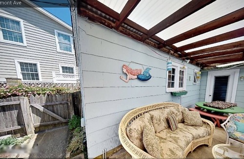 Lavallette House | X-Large Home - Ocean Block - 240 ft. from Beach - Historic 9 bedroom