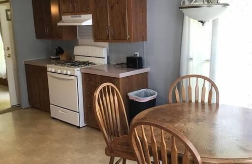 Mariah Hill House | X Marks the Spot(Yellow)1.5 mi. from Holiday World