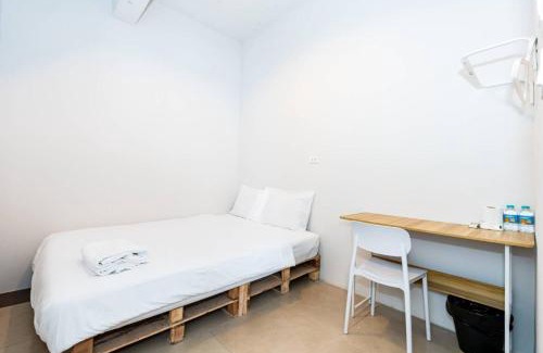 Ploenchit Apartment | X Mitr INN Sukhumvit 2 - BTS Nana มิตร อินน์ สุขุมวิทซอย 2 บีทีเอส นานา