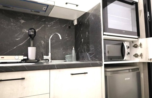 Xanthi Apartment | XanthiBNB2: Brand-New Apartment with Direct Access to the City Center