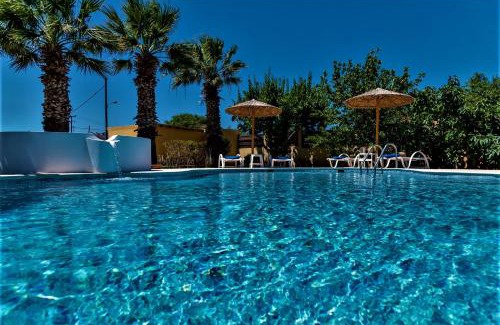 Zipari Villa | Xenos Villa 2 With 5 Bedrooms private swimming pool, near the sea