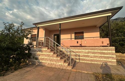Kruje Apartment | Xhiu guest house