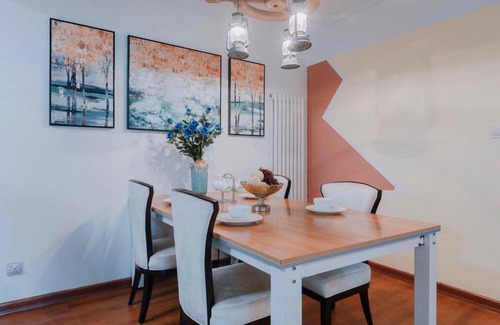 Beilin Apartment | Xi’an Beilin·South Gate Subway Station· Locals Apartment 00172100