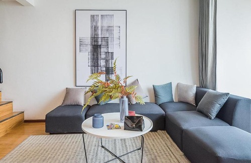 Yanta Qu Apartment | Xi'an Yanta·Xiaozhai· Locals Apartment 00135890