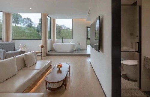 Shangyu Hotel | Xinchi Sakura Valley Resort