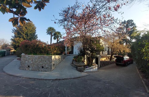 Trezzano sul Naviglio Apartment | Xiridia Apartment