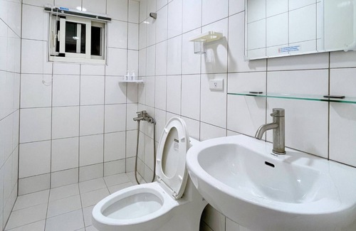 West Central District Bed & Breakfast | Xishi Stay