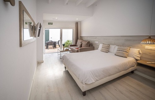 Ciutadella de Menorca House | Xubec - Alberg Juvenil