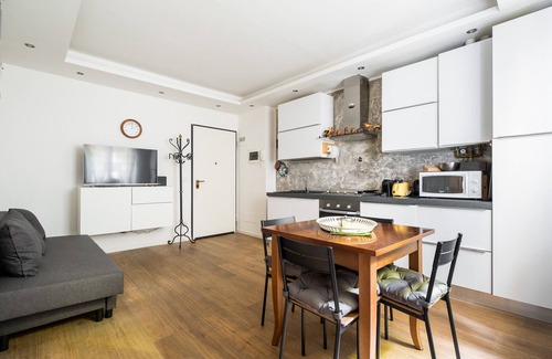 Historic Center Apartment | XVI Charm Apartment by Wonderful Italy