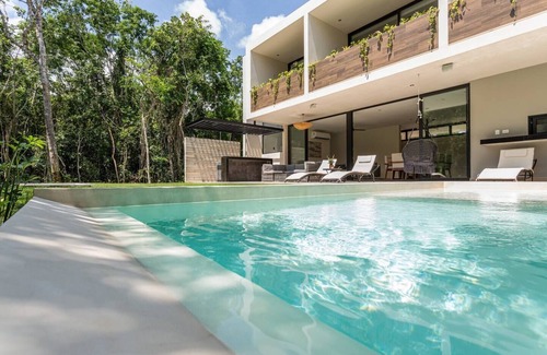 Xpu-Ha Villa | YaaX Villa 4 BEDR with beach club included. 3/4 mile from beach.