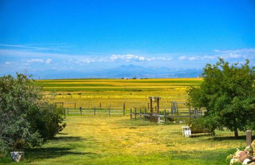 Galeton House | Yak Ranch with Mountain Views, Near Wellington!
