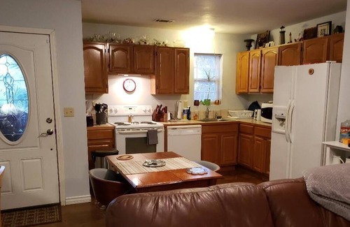Wichita Falls House | Yamparika Haven - Country Atmosphere near Shepard AFB and Wichita Falls