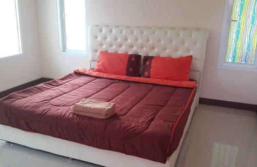 Nikhom Phatthana Hotel | Yamsurl House Resort