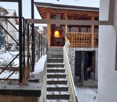 Dobrinishte House | Yana Guest House