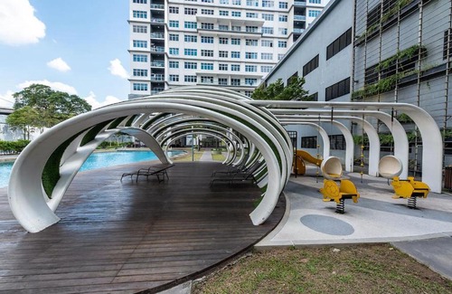 Bandar Puchong Jaya Apartment | 阳光100 @ Cozy puchong sky.pod IOI mall for 8-10pax