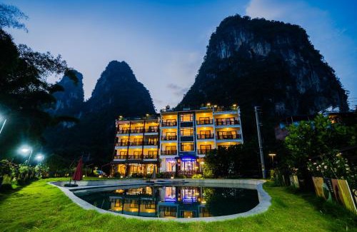 Yangshuo Hotel | Yangshuo Mountain River Ballad Hotel - Free Yangshuo Train Station Pick Up and Drop Off