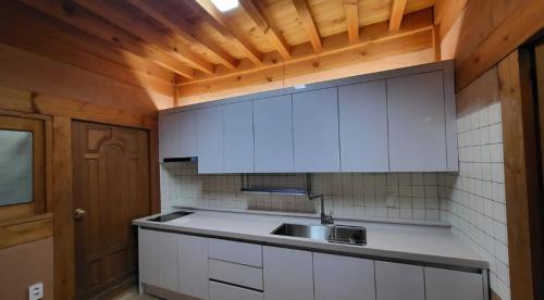 Yangyang Cabin | Yangyang 88 Hanok Stay