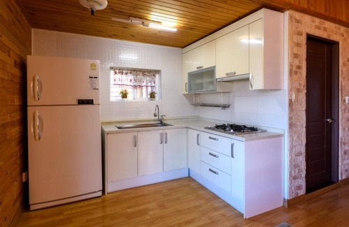 Sokcho House | Yangyang Seorak Badanamuro Pension