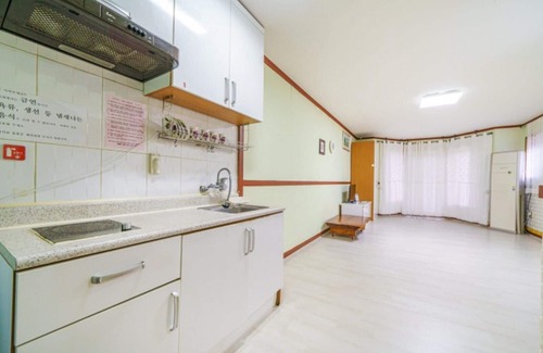 Sokcho House | Yangyang Seorakdaemunteo Pension