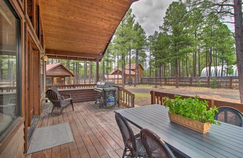 Mountain Pine Estates House | Yard, Grill and Games Spacious Cabin in Lakeside!