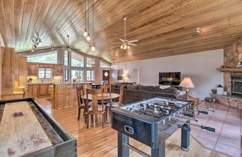 Mountain Pine Estates House | Yard, Grill and Games Spacious Cabin in Lakeside!