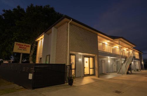 Auckland Hotel | Yates Park Motel