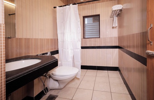 Silvassa Hotel | Yatri Niwas By Hotel Suraj Inn