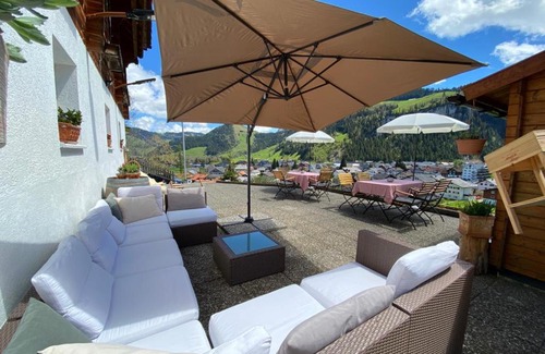 Unteriberg Bed & Breakfast | Ybrig Lodge