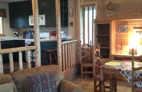 Orr Cabin | Year Round - Ash Lake Private Cabin