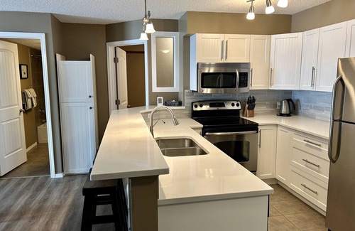 East Kootenay Condo | Year Round Escape in the Heart of the Rockies!