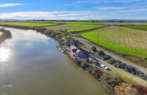 Isleton House | Year-round fishing, boating, birding, 1 hr from SF
