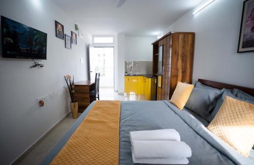 Serilingampally Apartment | Yellow Bells Studios And Suites