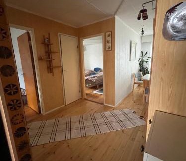 Kemi Apartment | Yellow dream house - 3 min from highway, sauna, big private parking