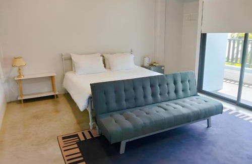 Nana Apartment | Yellow Place Sukhumvit Soi 2 BTS Nana - เยลโล เพลส สุขุมวิท ซอย 2 บีทีเอส นานา